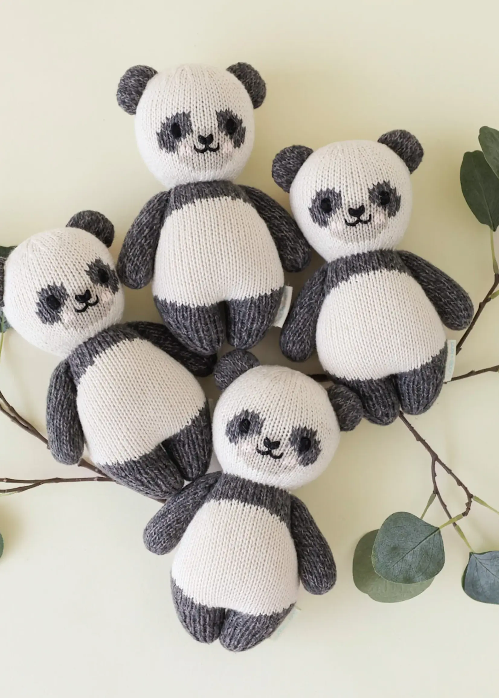 cuddle + kind Baby Panda