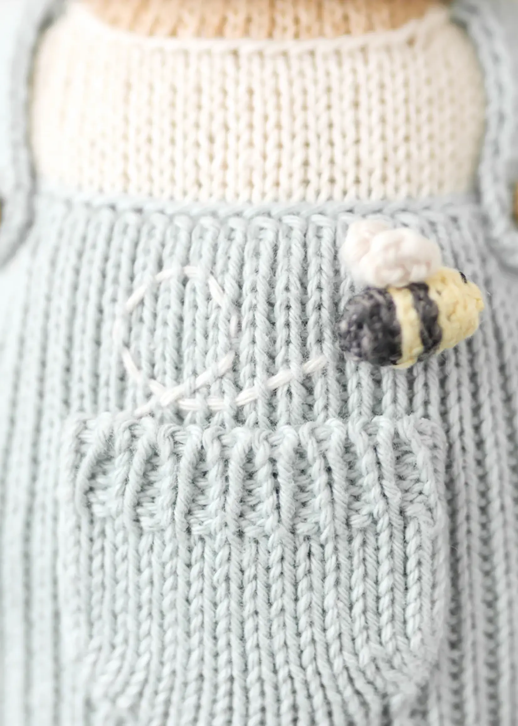 cuddle + kind Charlie the Honey Bear Little (13")