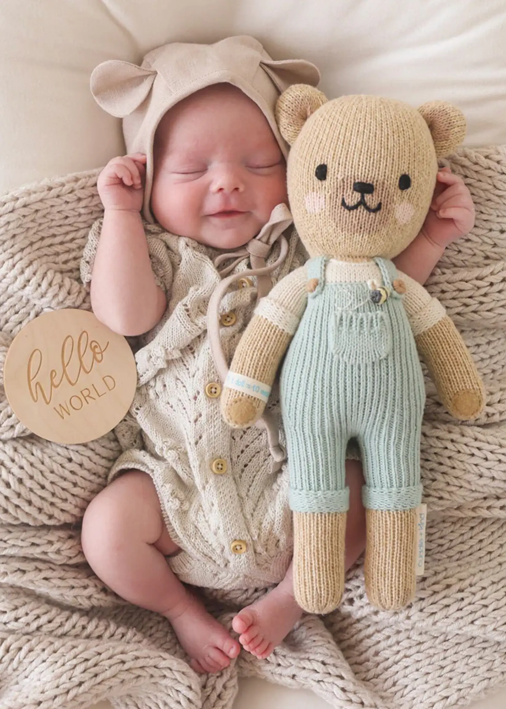 cuddle + kind Charlie the Honey Bear Little (13")