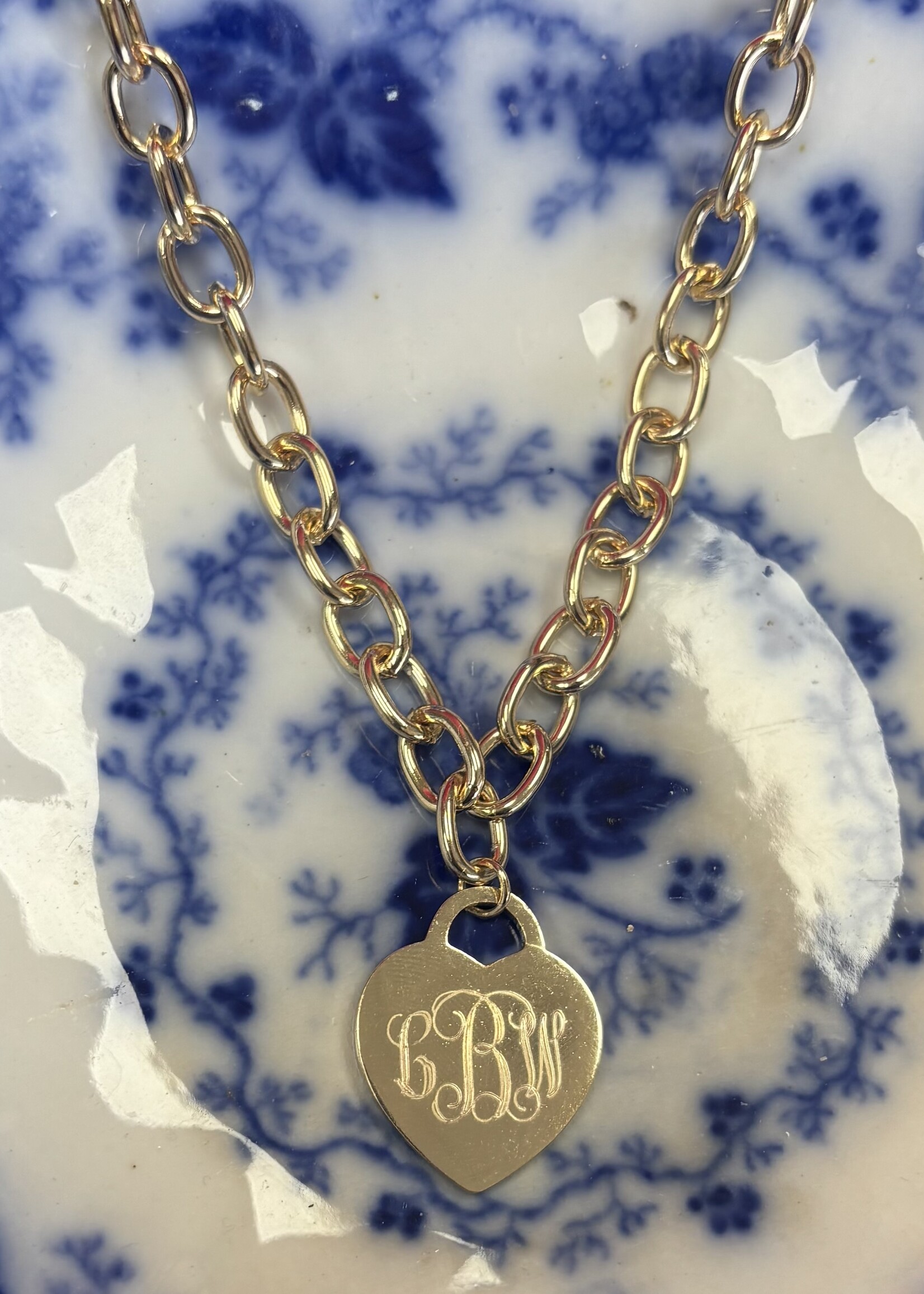 Golden Stella Engraved Heart Charm Necklace