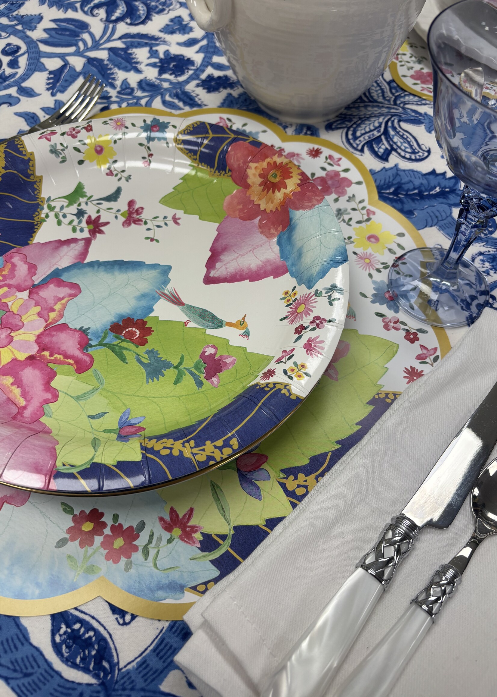 Lucy Grymes 10" Heavy Duty Tobacco Leaf Paper Plates set of 8