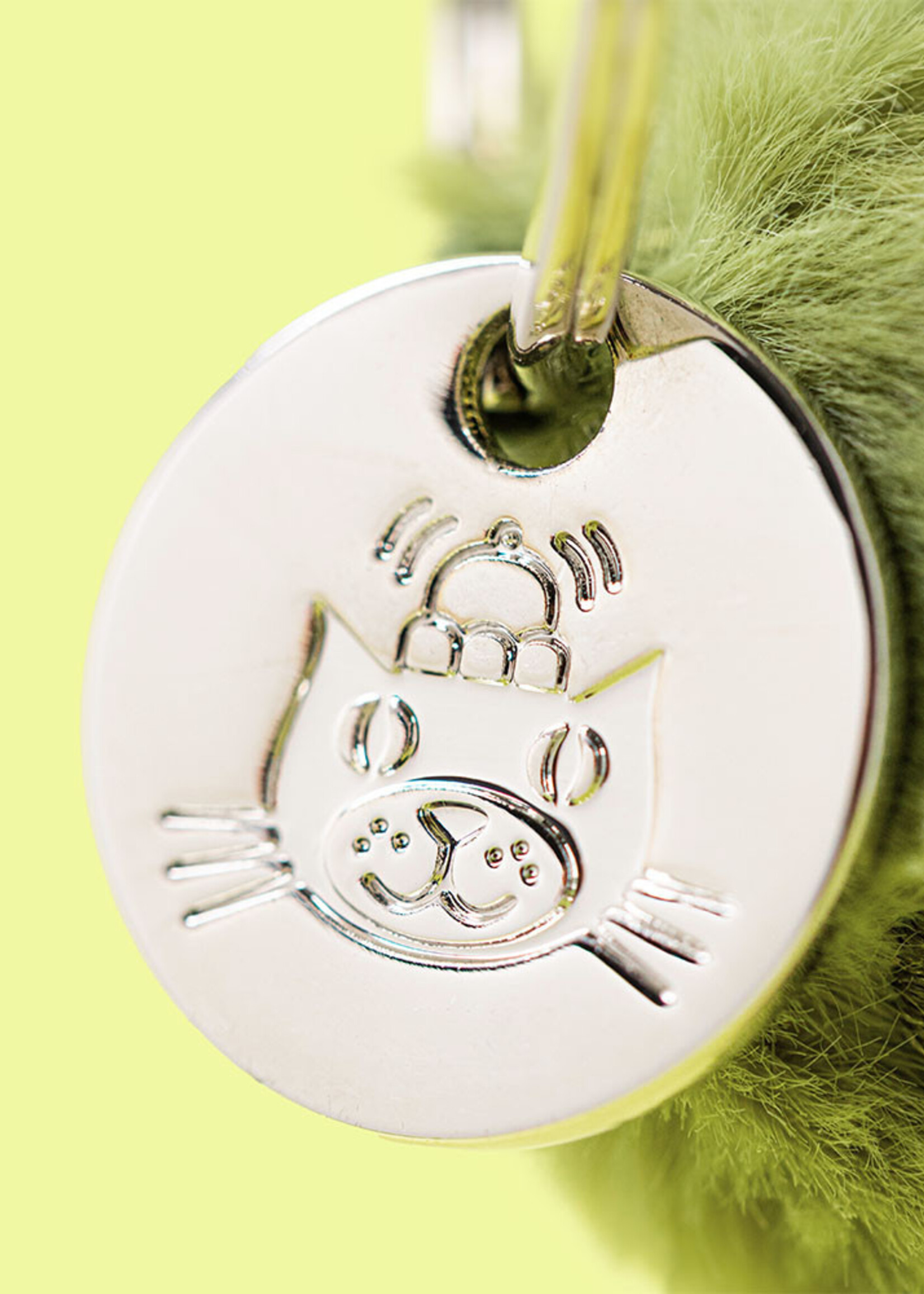 Jellycat Amuseables Pickle Bag Charm