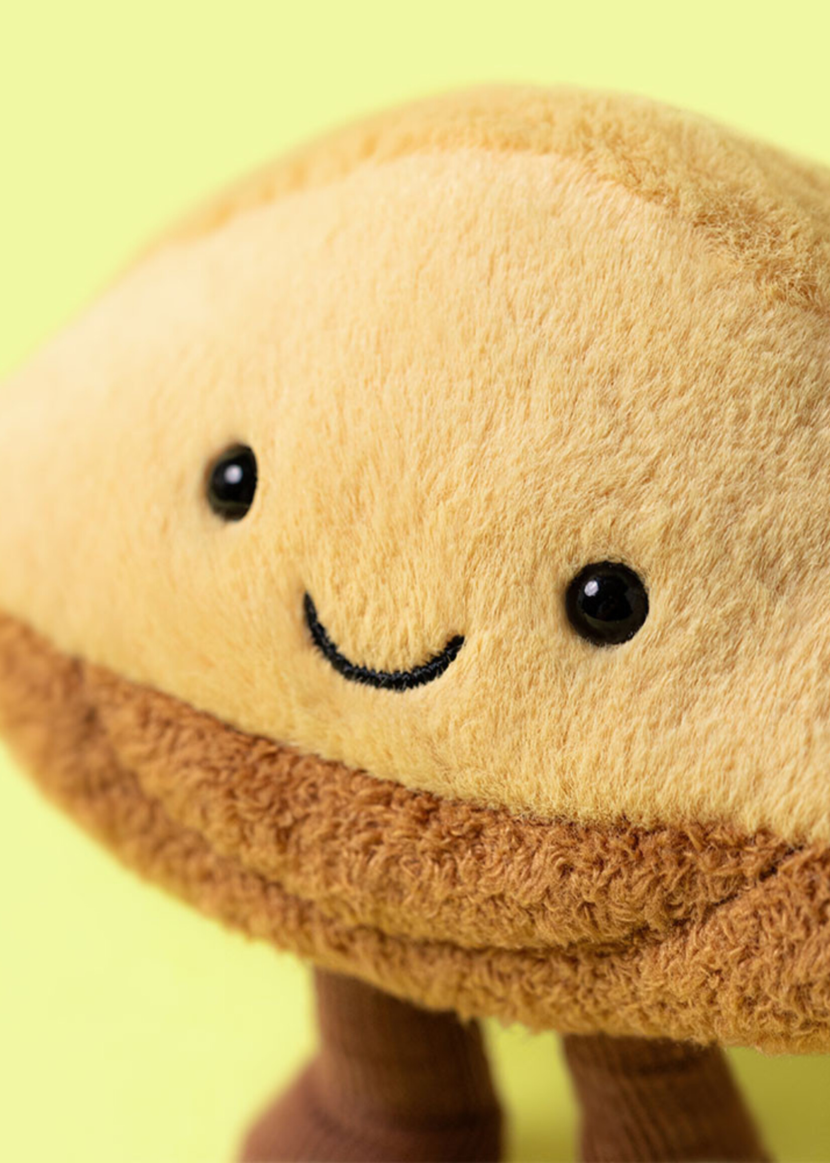 Jellycat Amuseables Margaux Madeleine