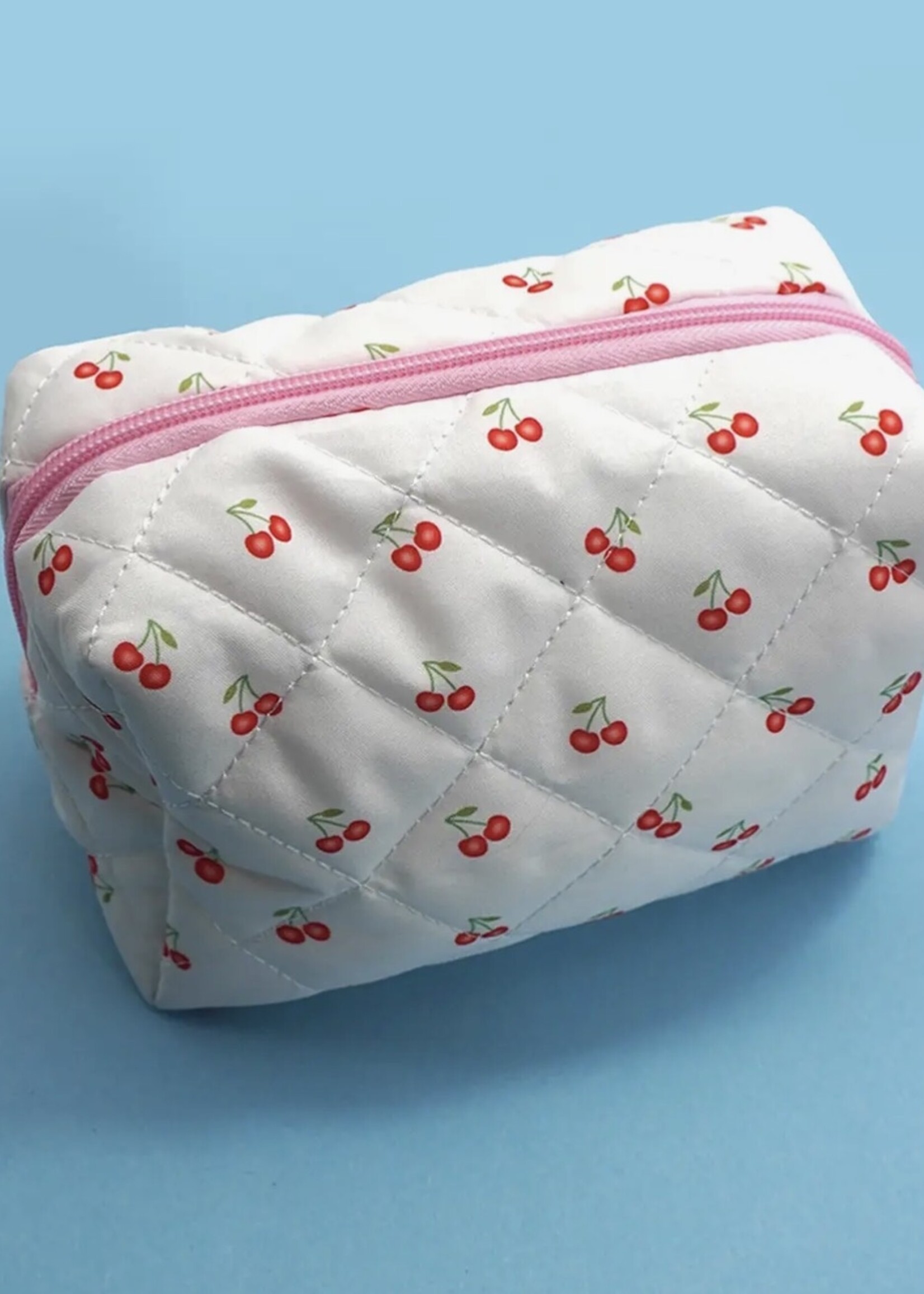 JOSSLYN Floral Quilted Travel Pouch