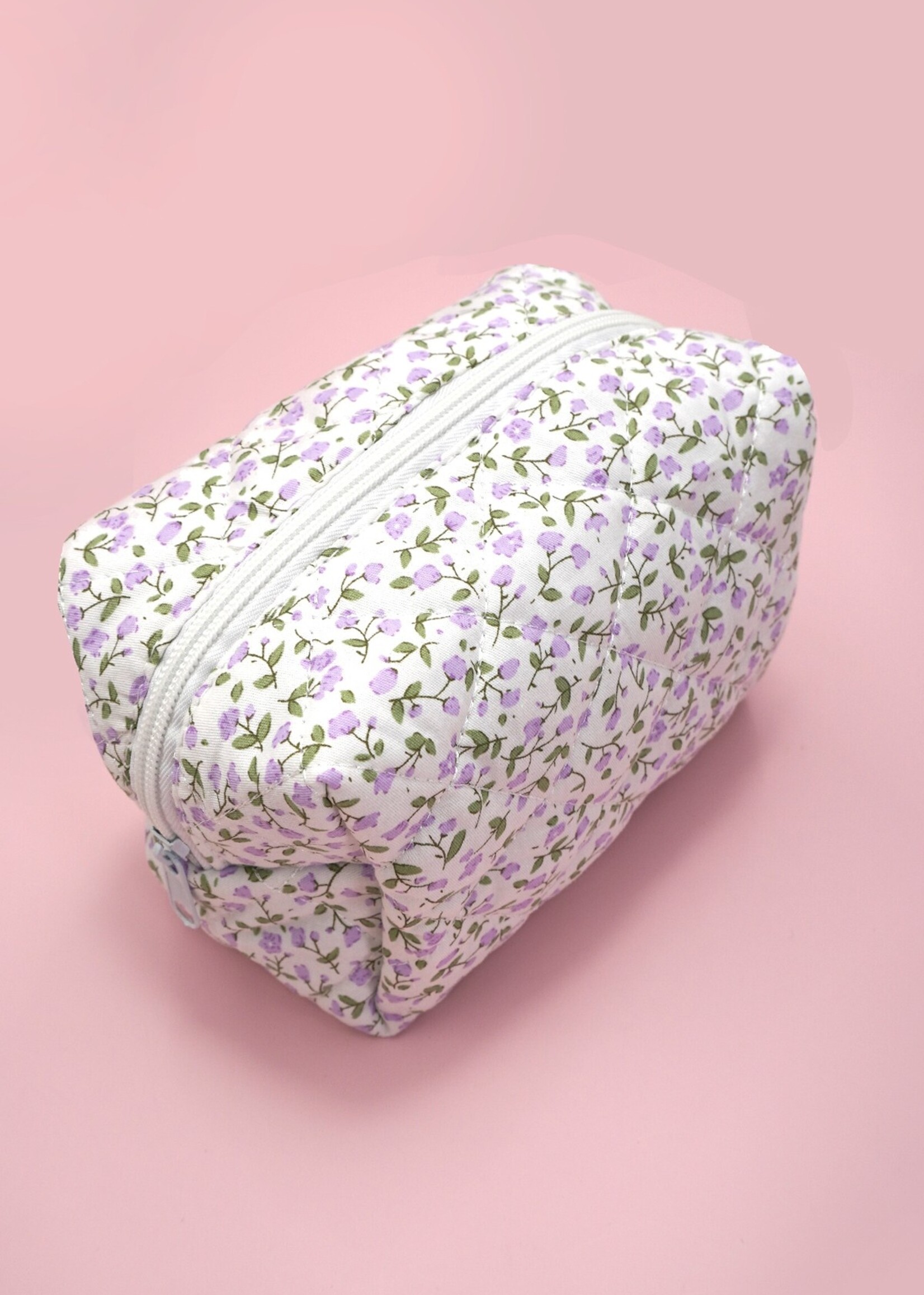 JOSSLYN Floral Quilted Travel Pouch