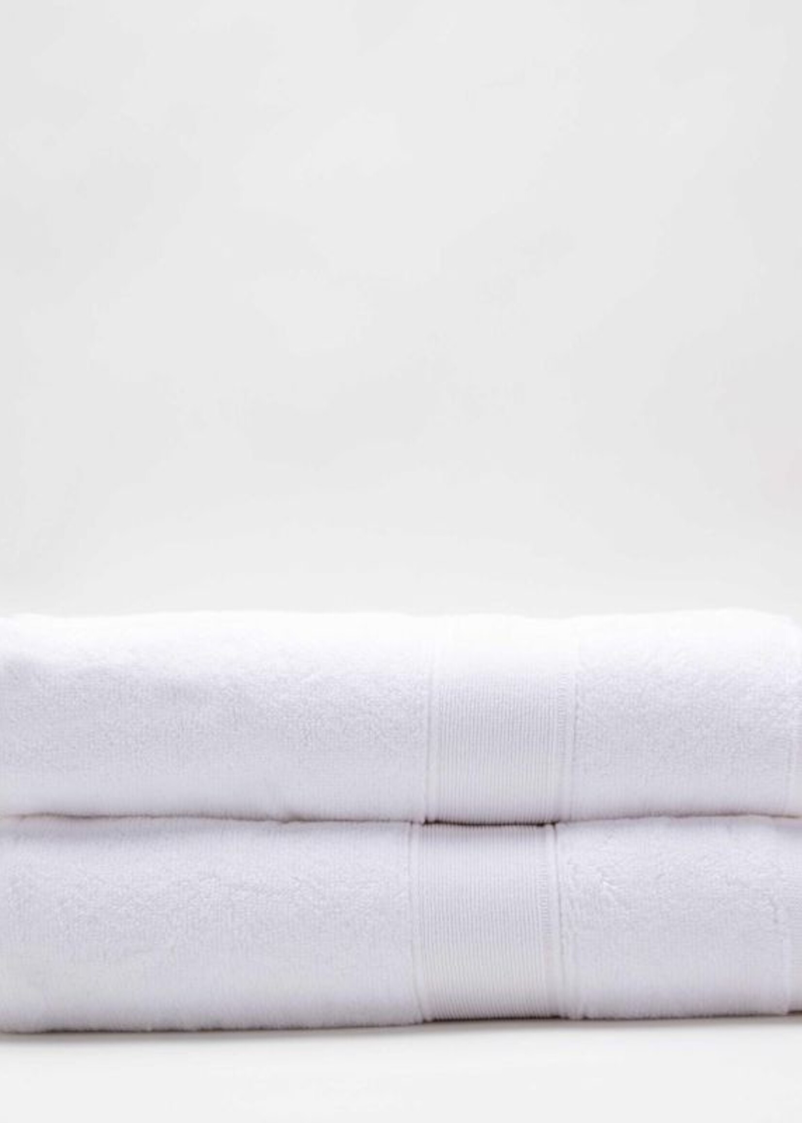 CB Station Set of 2 White Monogrammed Cotton Bath Towels - Lauren Kitti's Registry