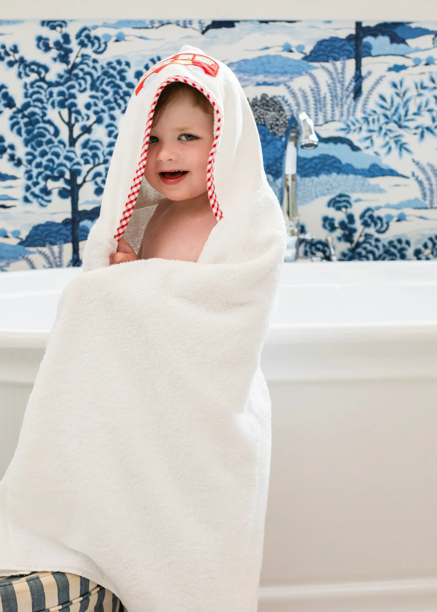 3 Marthas Fire Truck Everykid Towel