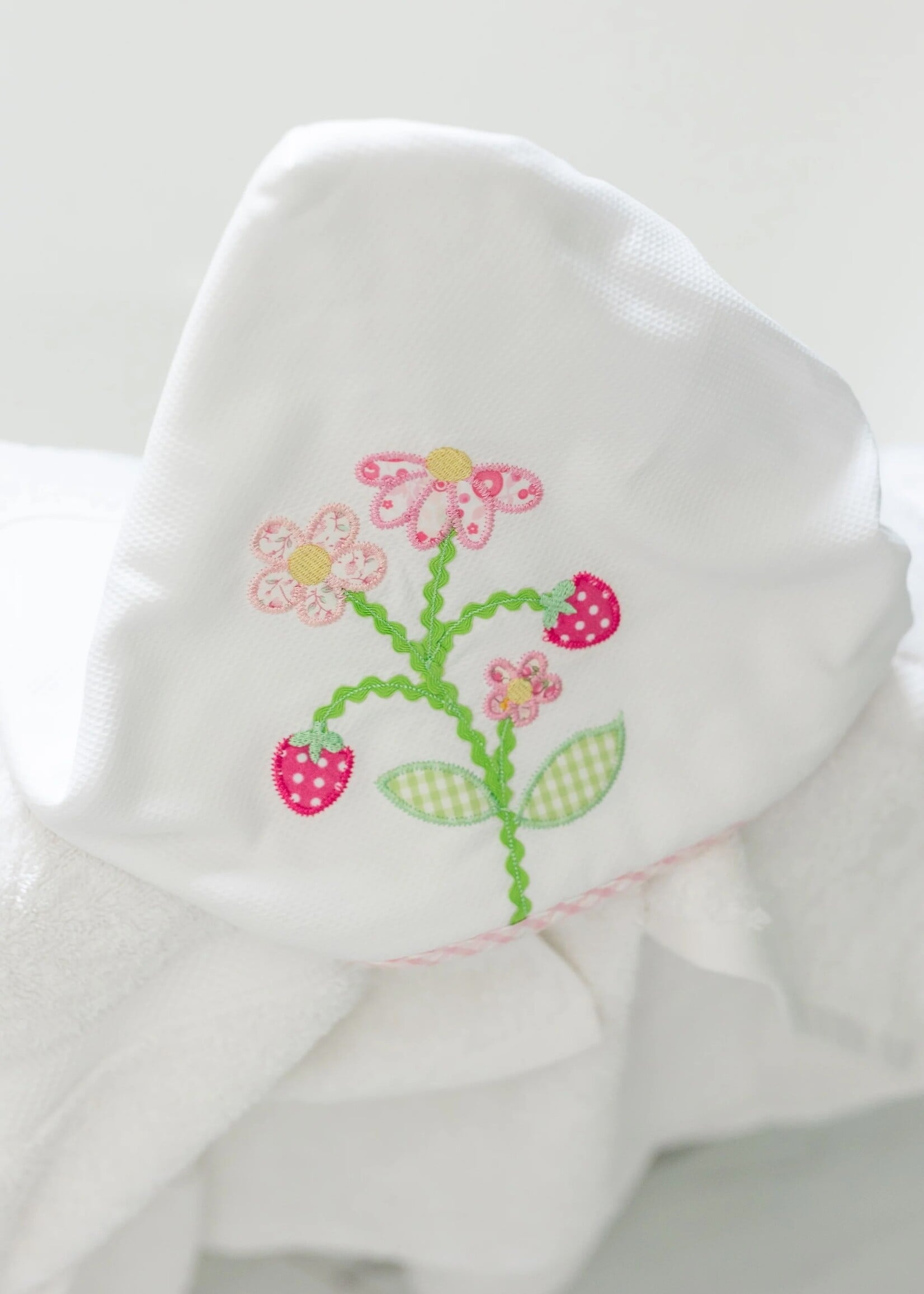 3 Marthas Strawberry Everykid Towel