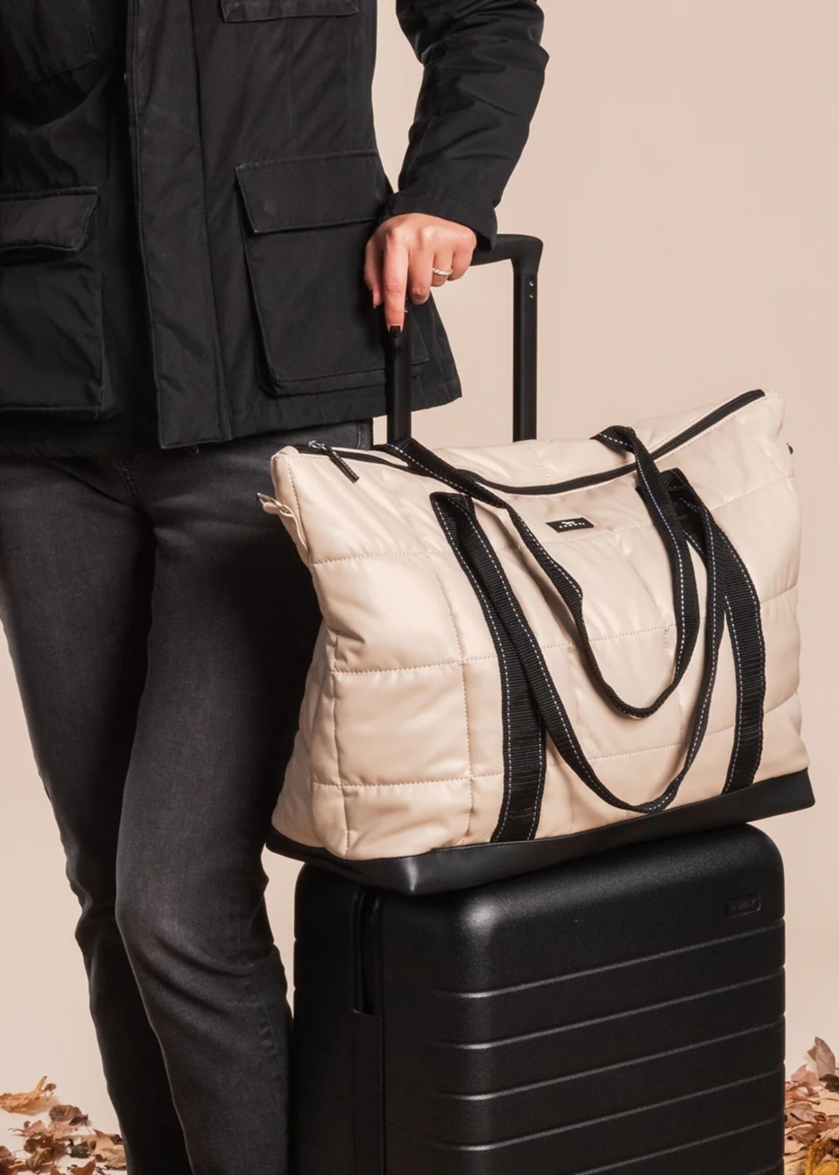 scout by bungalow Scout Triple Advisor Putty Box Quilted