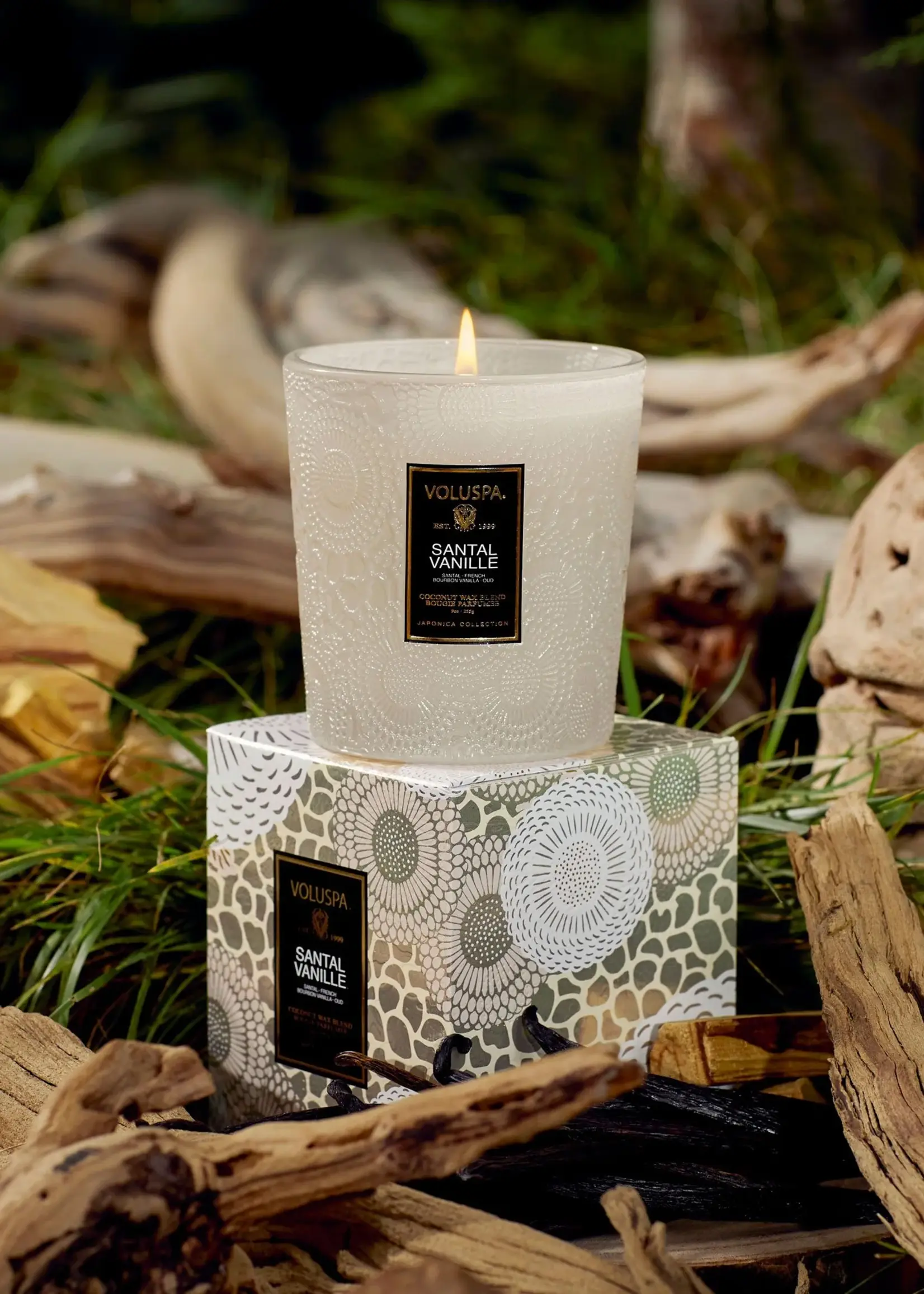 voluspa Voluspa Santal Vanille 9 oz Classic Candle