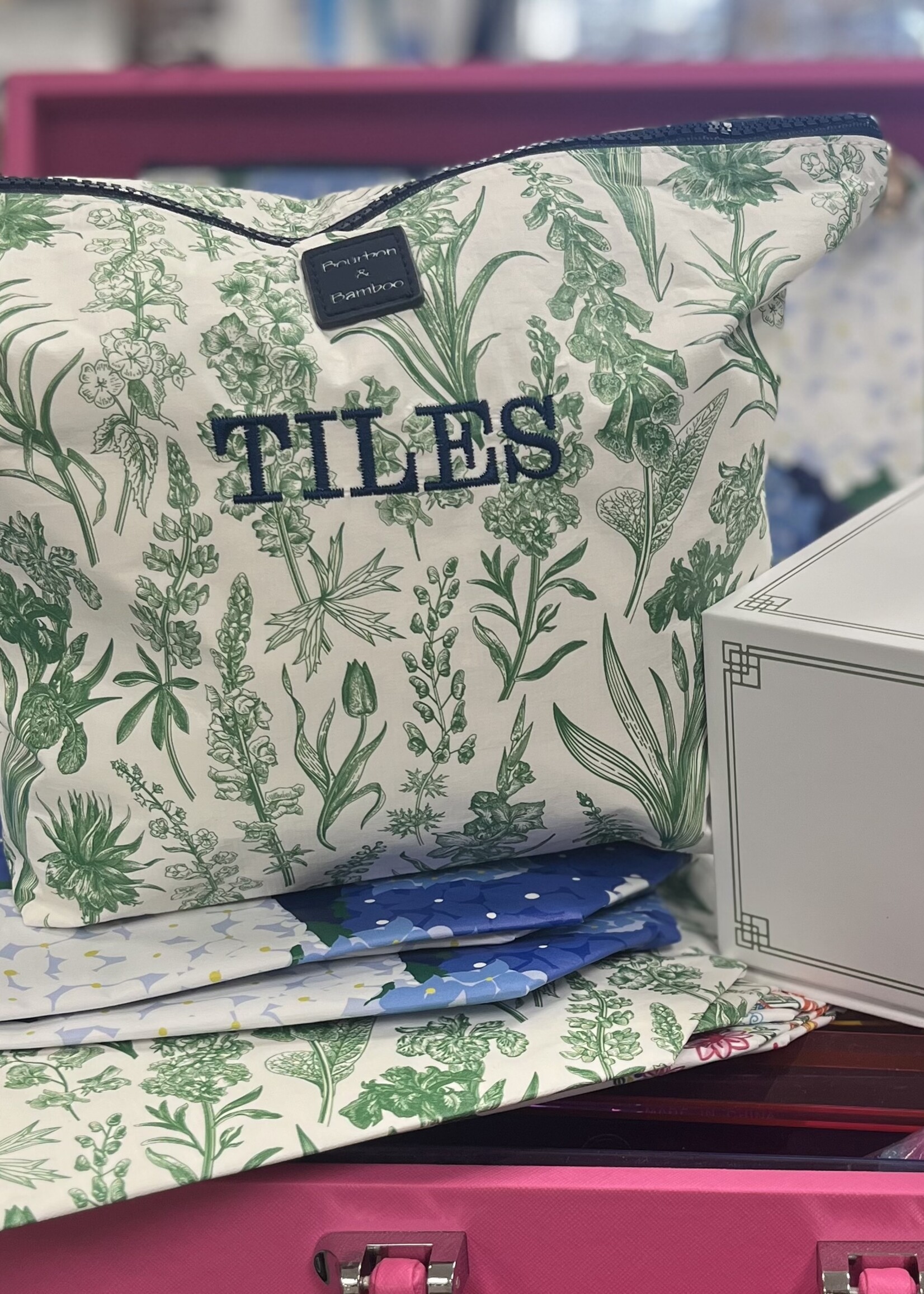 bourbon & bamboo Fern Floral Essentails Bag