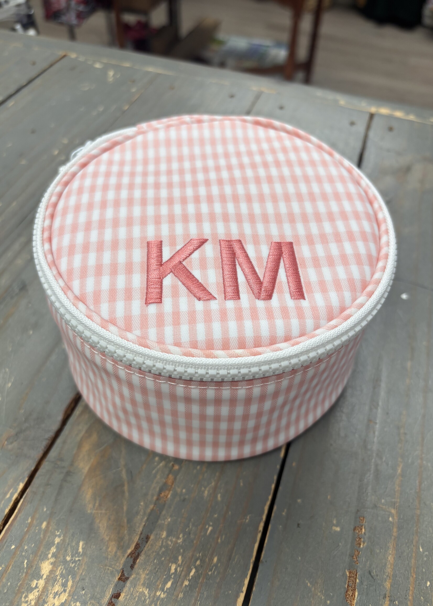 TRVL DESIGN IOW Monogrammed Jewelry Round Up Taffy