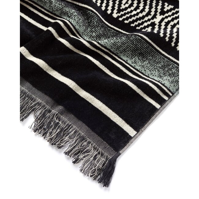 LEUS Outdoor Towel - 58" x 33"