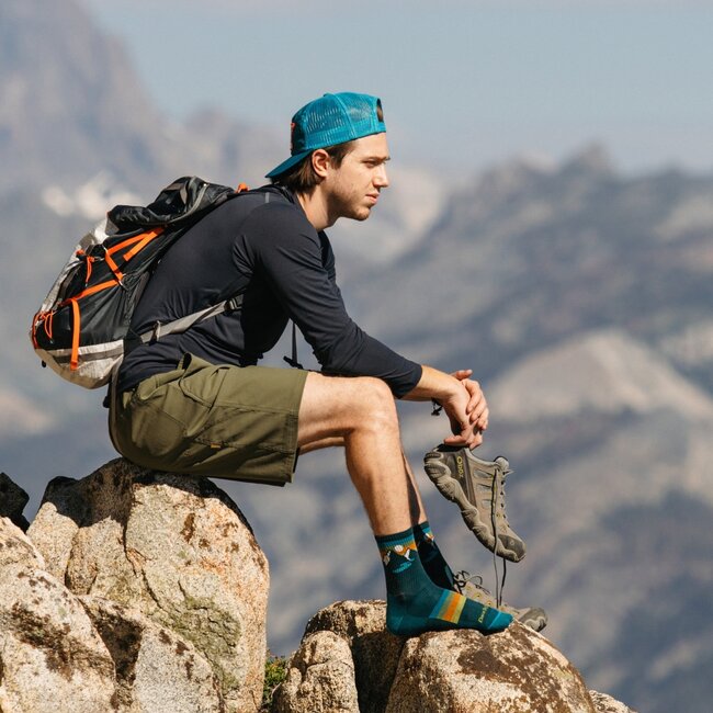 Darn Tough Men's Sunset Ridge Micro Crew Lightweight Socks with Cushion
