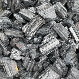 Stone Spinner Raw Black Tourmaline
