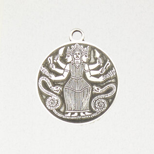 Hecate Pendant in Lead-Free Pewter