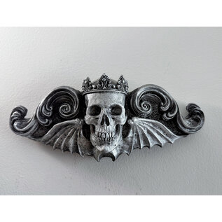 Crowned Skull Wall Plaque: King Moriendi - 11 Inches Tall in Pewter Finish