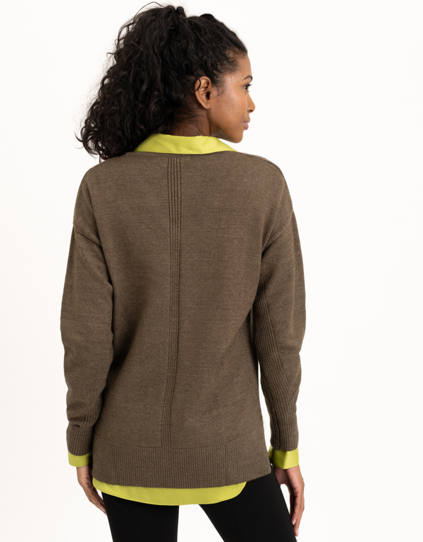 Renuar Renuar Knit V Neck Sweater W/ Breast Pocket R6761