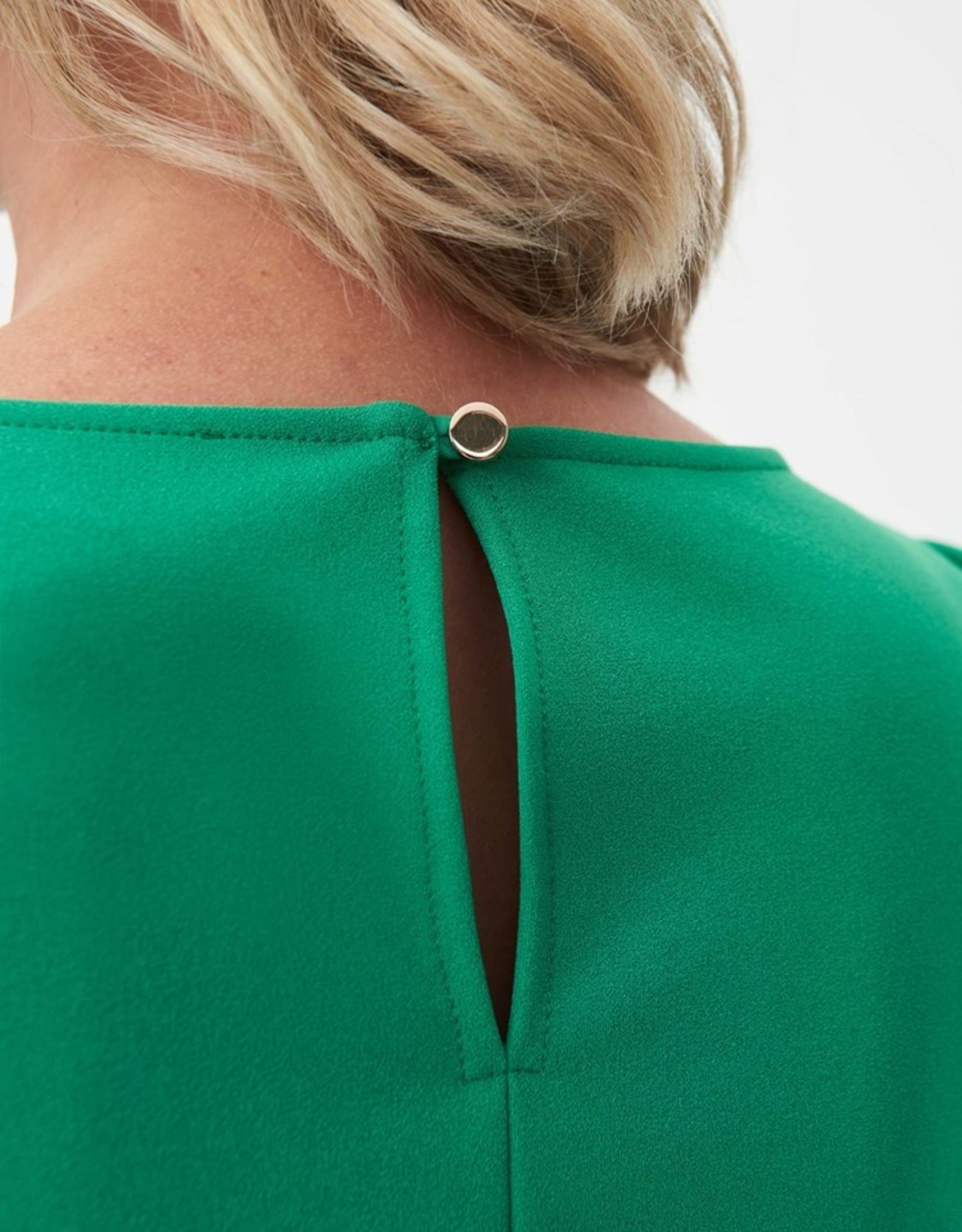 Joseph Ribkoff Joseph Ribkoff rounded neck short sleeve dress w/ cuffed sleeve & zipper detail 232116
