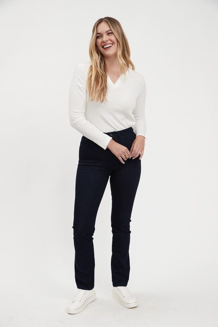 French Dressing Jeans FDJ 6739902 Suzanne Straight Leg 360 Stretch Denim