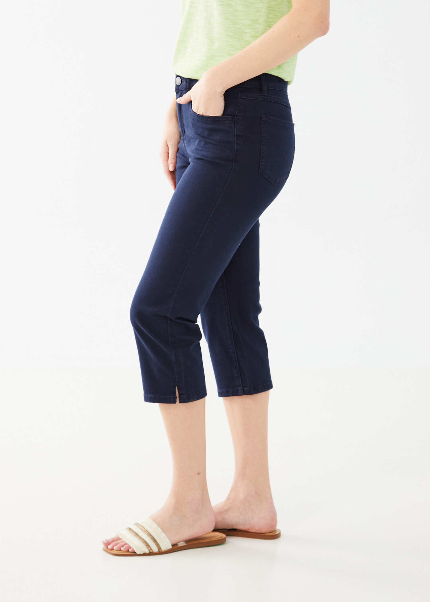 https://cdn.shoplightspeed.com/shops/643252/files/60547687/1500x4000x3/french-dressing-jeans-french-dressing-olivia-slim.jpg