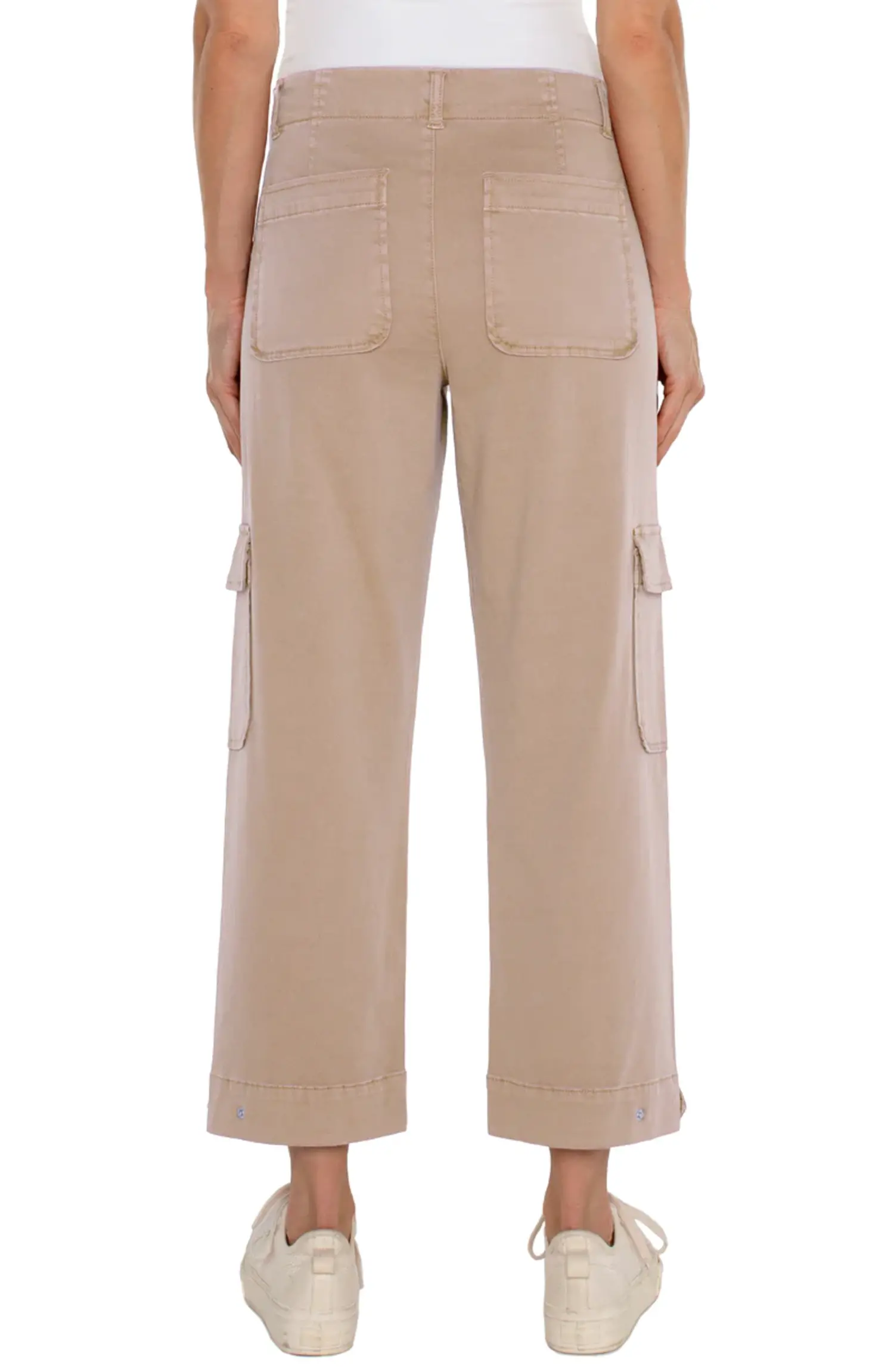 Ventlight™ Cargo Mid-Rise Crop 26