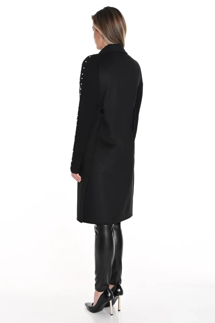 Frank Lyman Frank Lyman Sleeveless Knit Cardigan Vest W/  Button Detail 243616