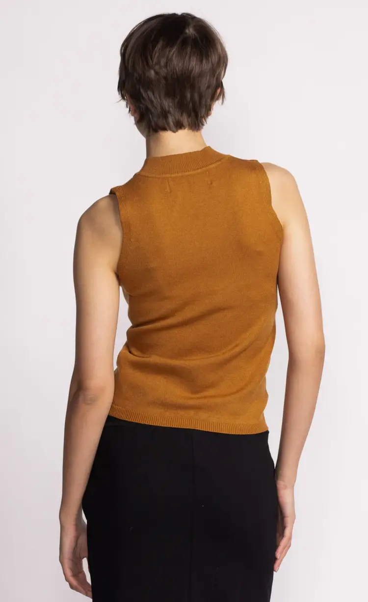 Pink Martini Pink Martini Charity sleeveless sweater SW-2457