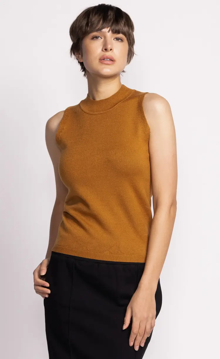 Pink Martini Pink Martini Charity sleeveless sweater SW-2457