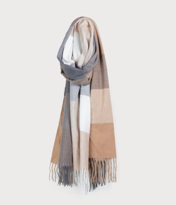 Caracol Caracol 6162 Large, Soft and Warm Plaid Pattern Scarf