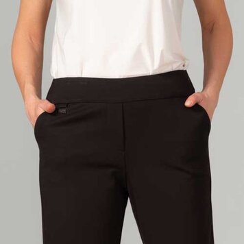 Lasania Lasania 703P Petite Pull On Pant with Pockets