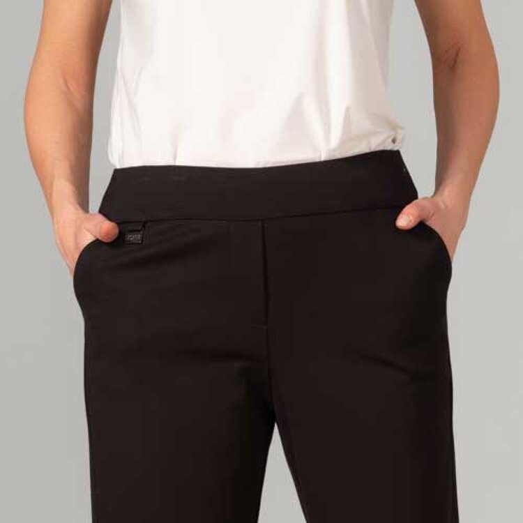 Lasania Lasania 703P Petite Pull On Pant with Pockets