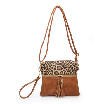 Jen & Co Jen & Co Tara 2 Tone Crossbody Bag with Wristlet M1785