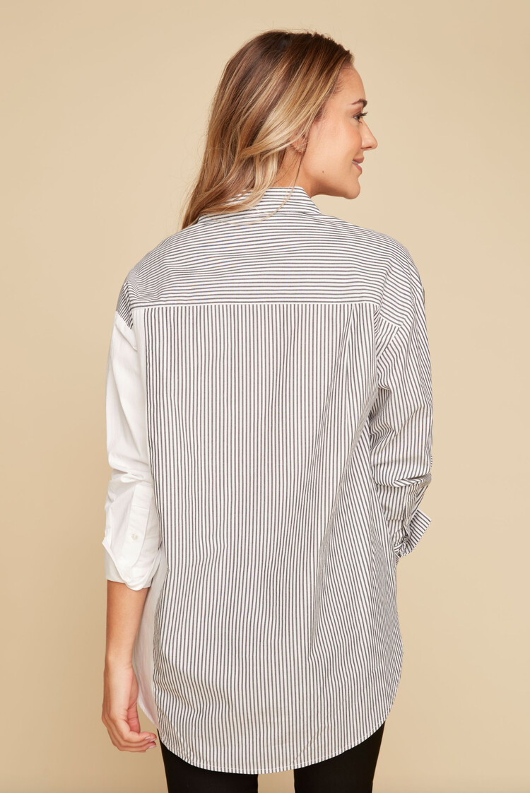 Renuar Renuar Woven Button Up Blouse W/ Flower Print R5149