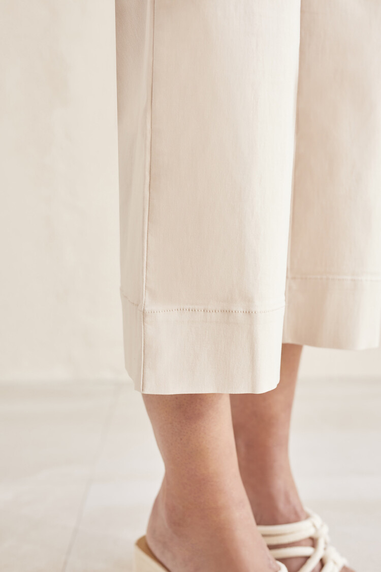 Tribal Tribal 1774O High Rise Fly Front Capri