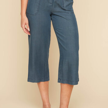 Renuar Renuar R8117 Pull On Cropped Pant with Pockets