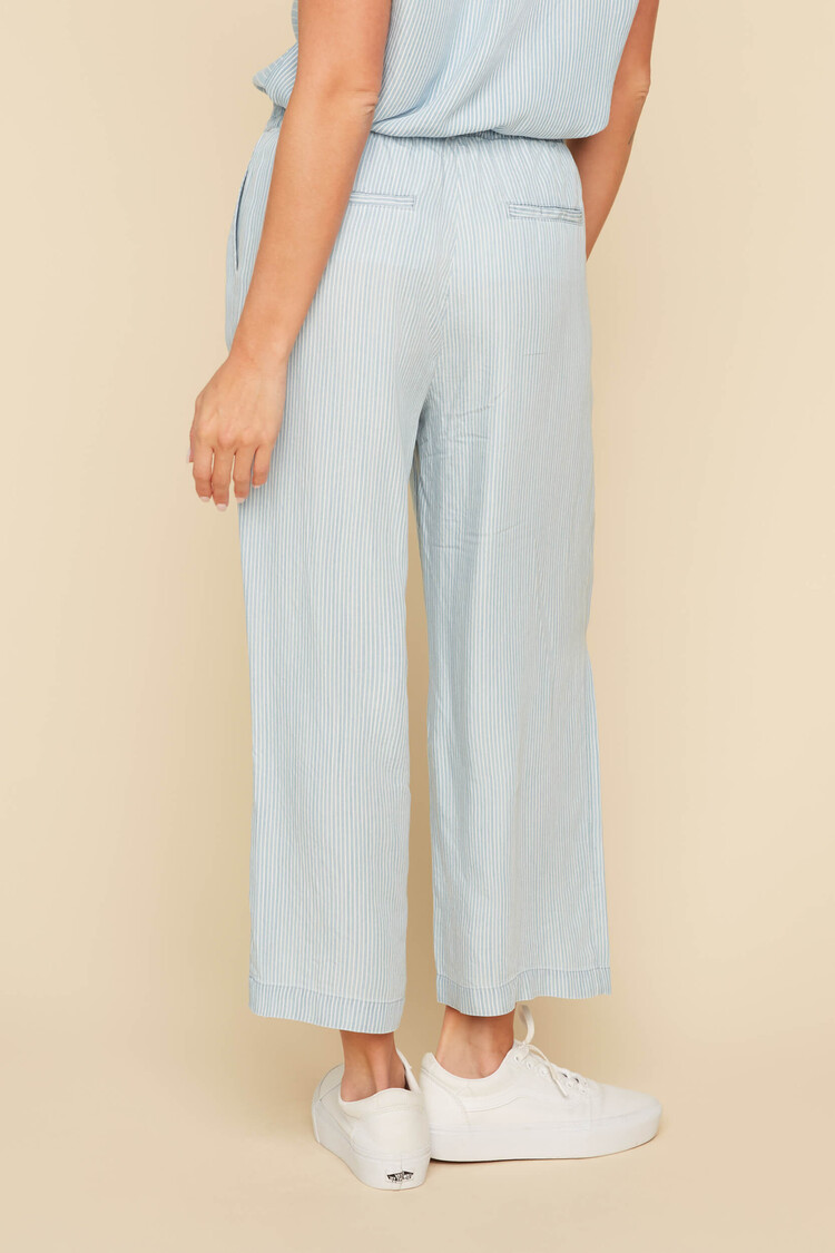 Renuar Renuar Pull On Striped Woven Cropped Pant R8188
