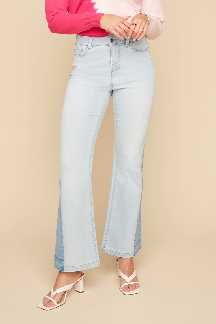 Renuar Renuar Petite  Flare Bottom Jeans