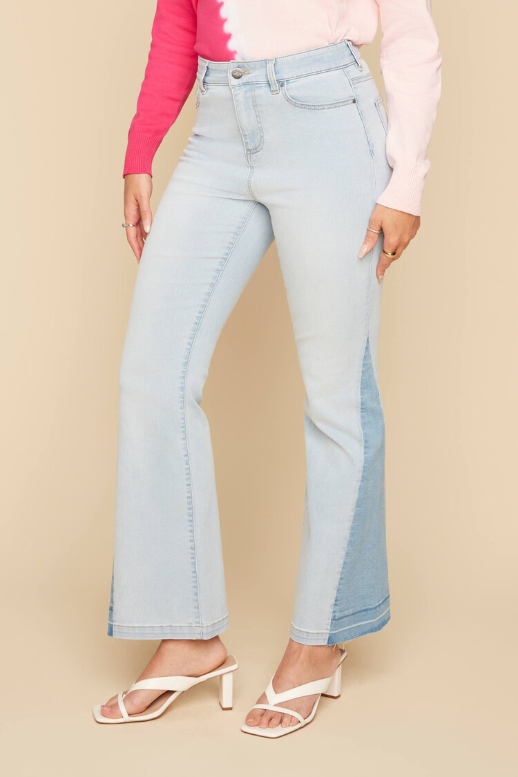 Renuar Renuar Petite  Flare Bottom Jeans