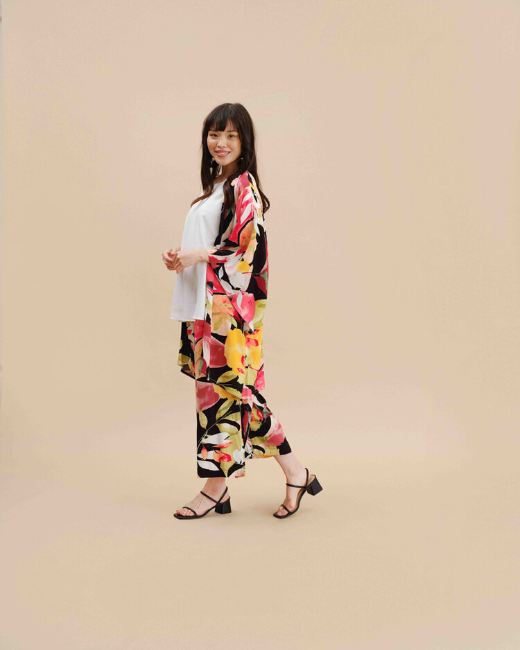 Funsport Funsport Open Knit Kimono with Foral Print 251976