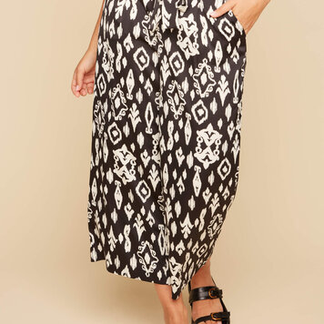 Renuar Renuar R11010 Pull On Wide Leg Crop Pant w/ Tie Belt