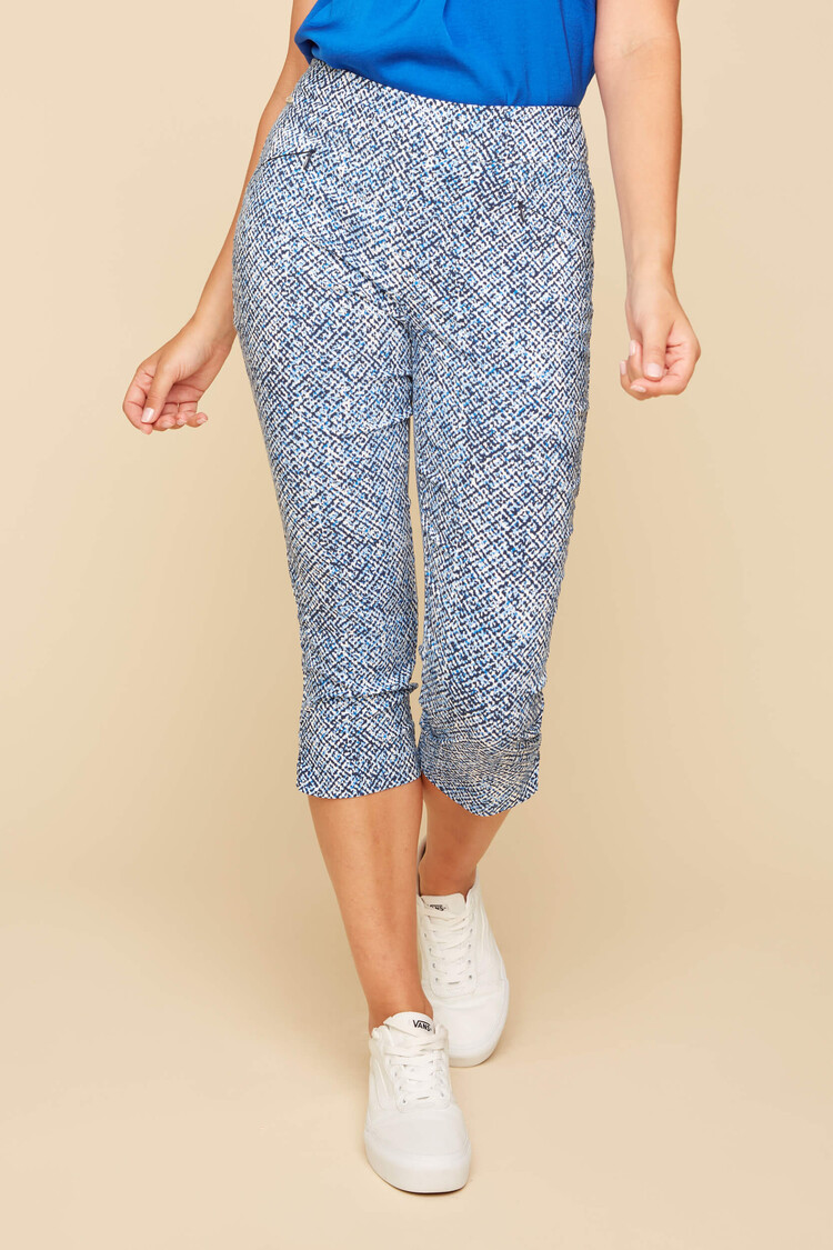 Renuar Renuar R8088 Woven Pull On Capri with Front Zipper Pockets