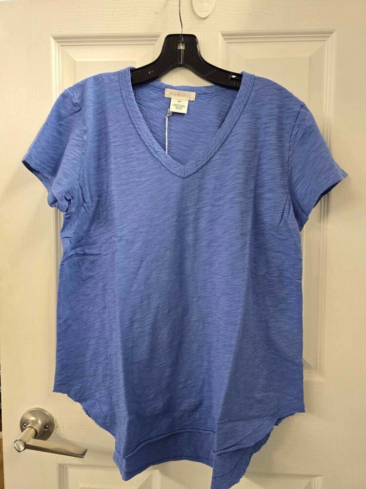 Mododoc Mododoc v-neck tee w. Curve hem 41E-95743