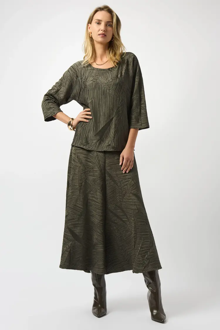 Joseph Ribkoff Joseph Ribkoff 253002 Pleated Satin Boxy Top