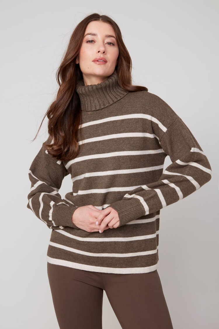 Renuar Renuar Knit Long Sleeve Turtle Neck Sweater R6942