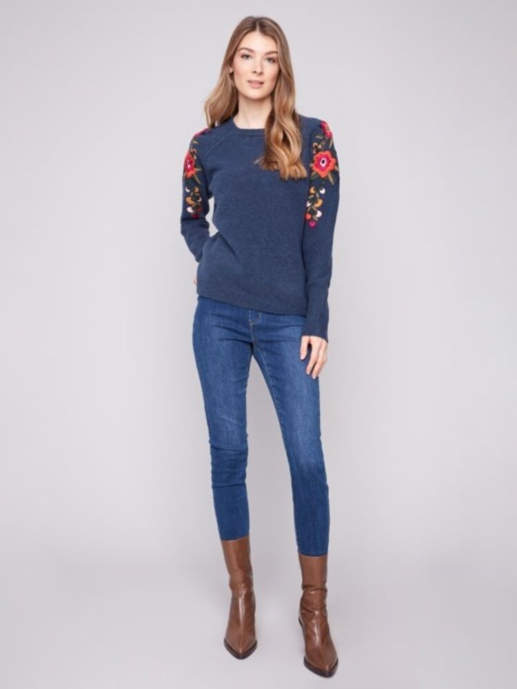 Charlie B Charlie B Embroidered Raglan Sleeve Sweater C2268Y
