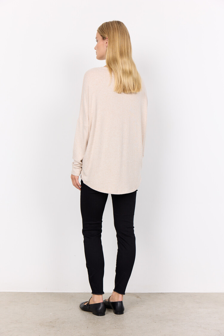 Soya Concept Soya Concept Biara 1 Long Sleeve High Low Top with Dropped Shoulder