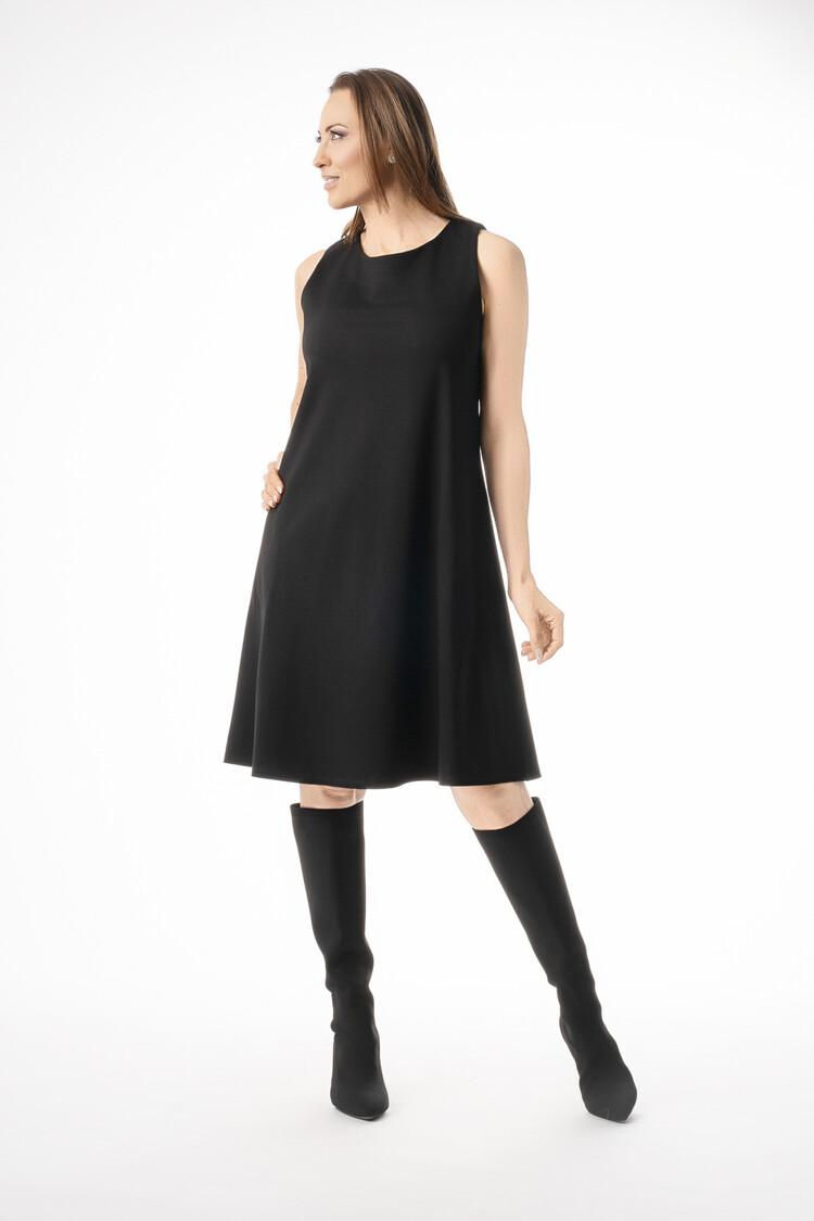 Pure Essence Pure Essence Round Neck Sleeveless Dress 176-5075