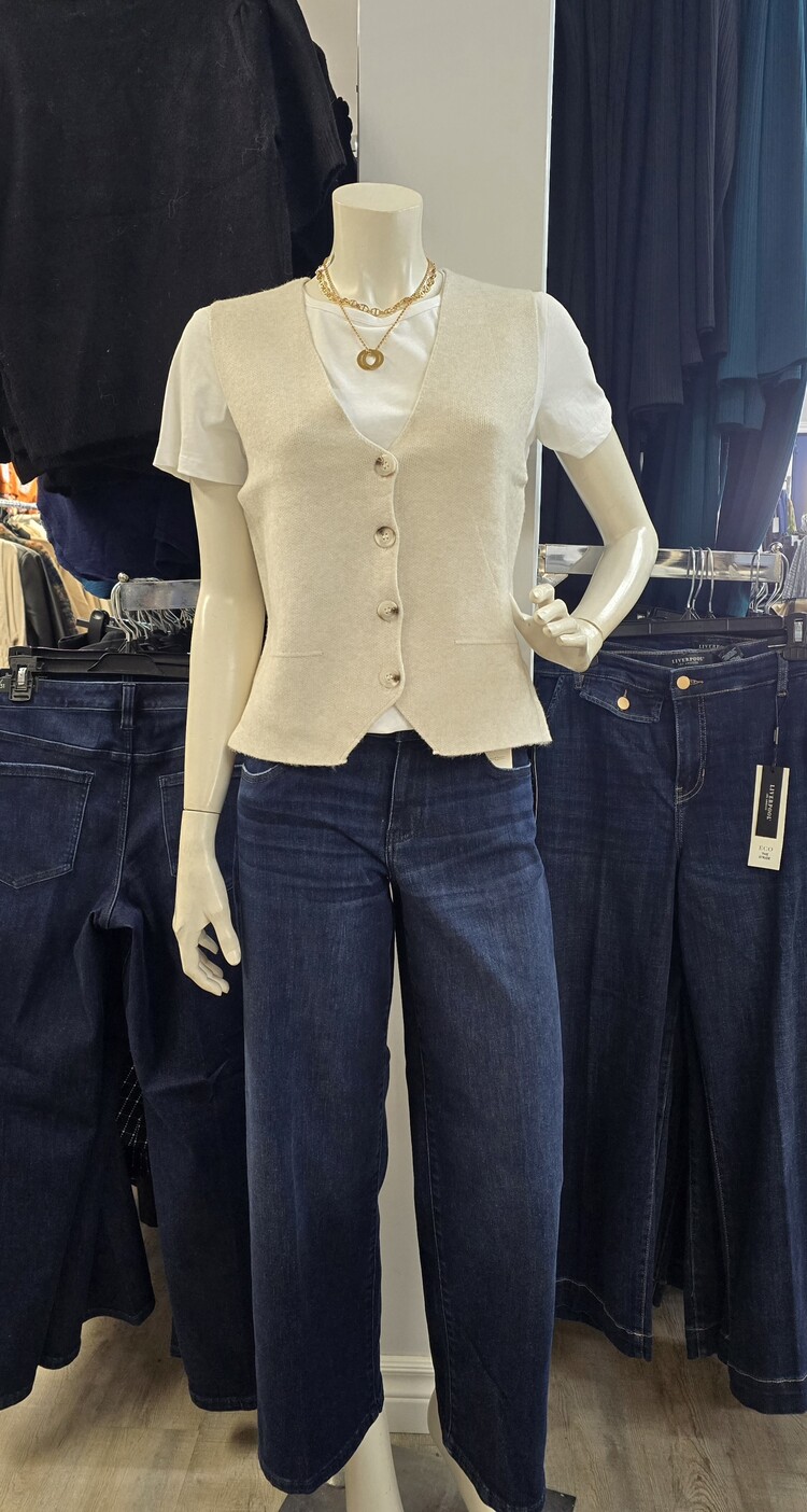 Eternelle Eternelle Button Up Vest 25117