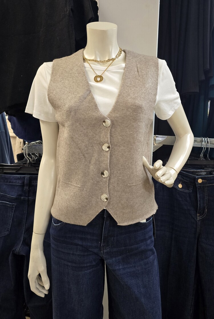 Eternelle Eternelle Button Up Vest 25117